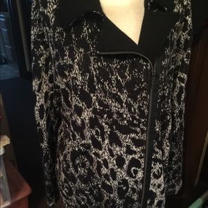 Woman’s sweater/jacket